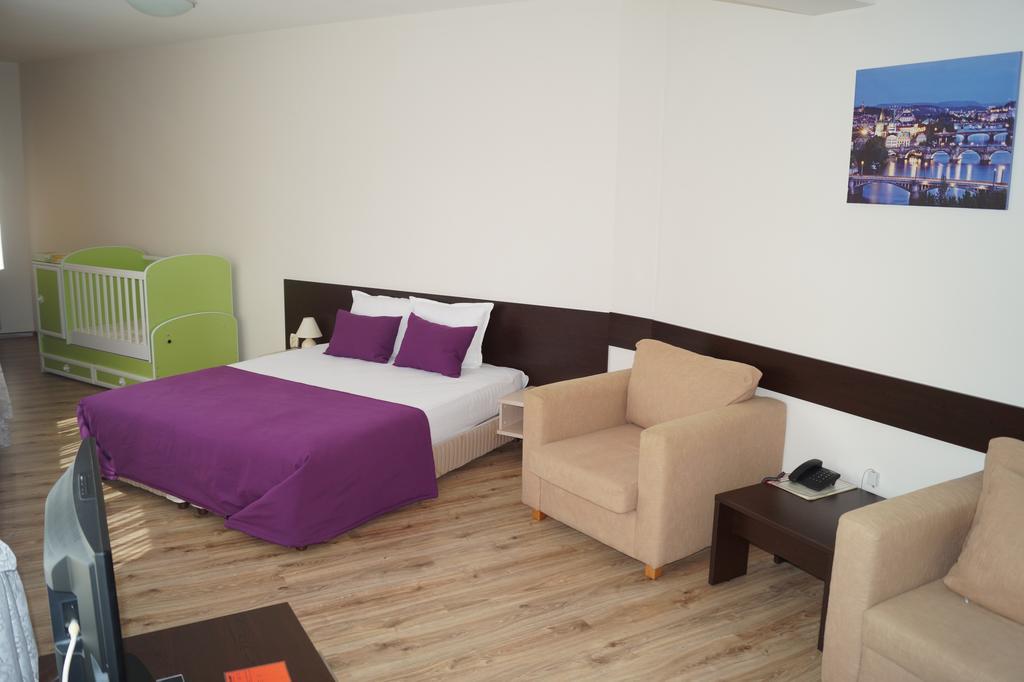 Hotel Kardjali Kardzsali Kültér fotó