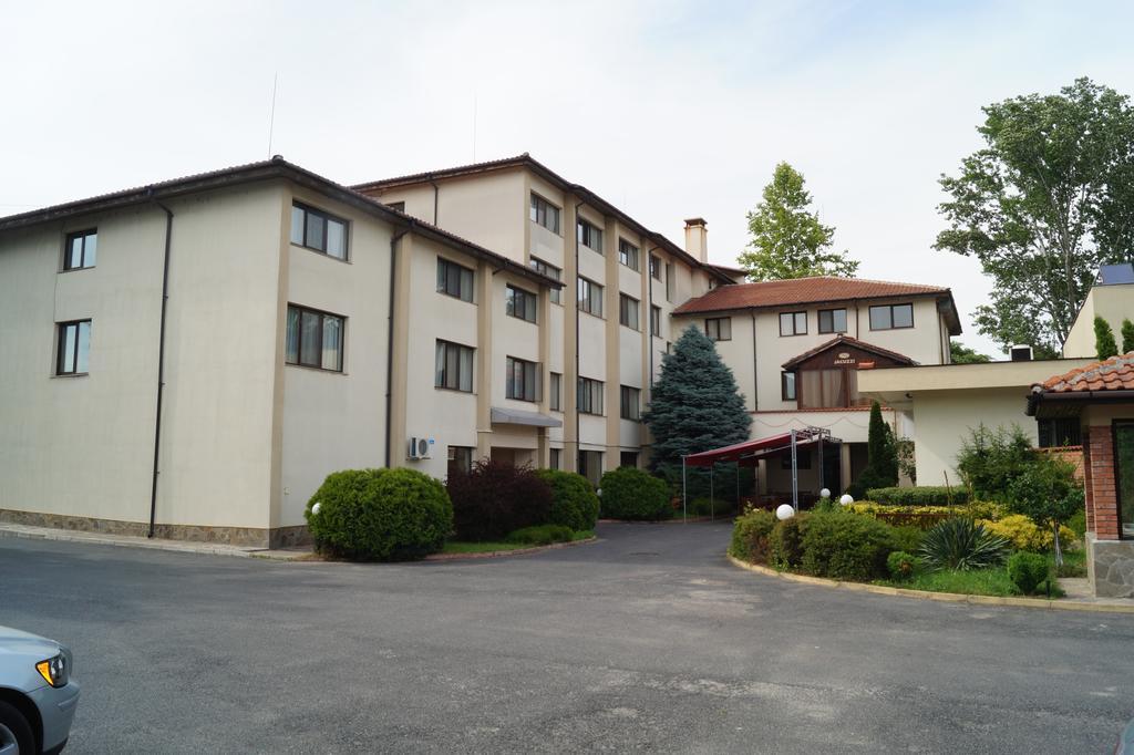 Hotel Kardjali Kardzsali Kültér fotó