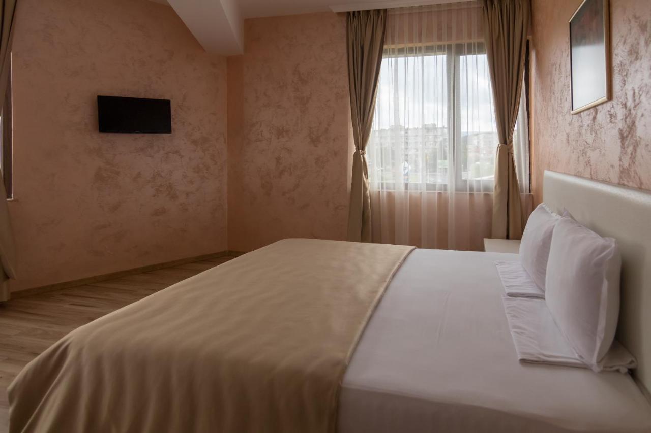 Hotel Kardjali Kardzsali Kültér fotó