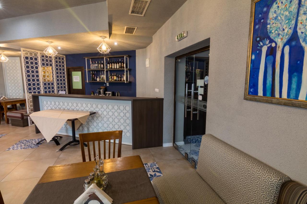 Hotel Kardjali Kardzsali Kültér fotó