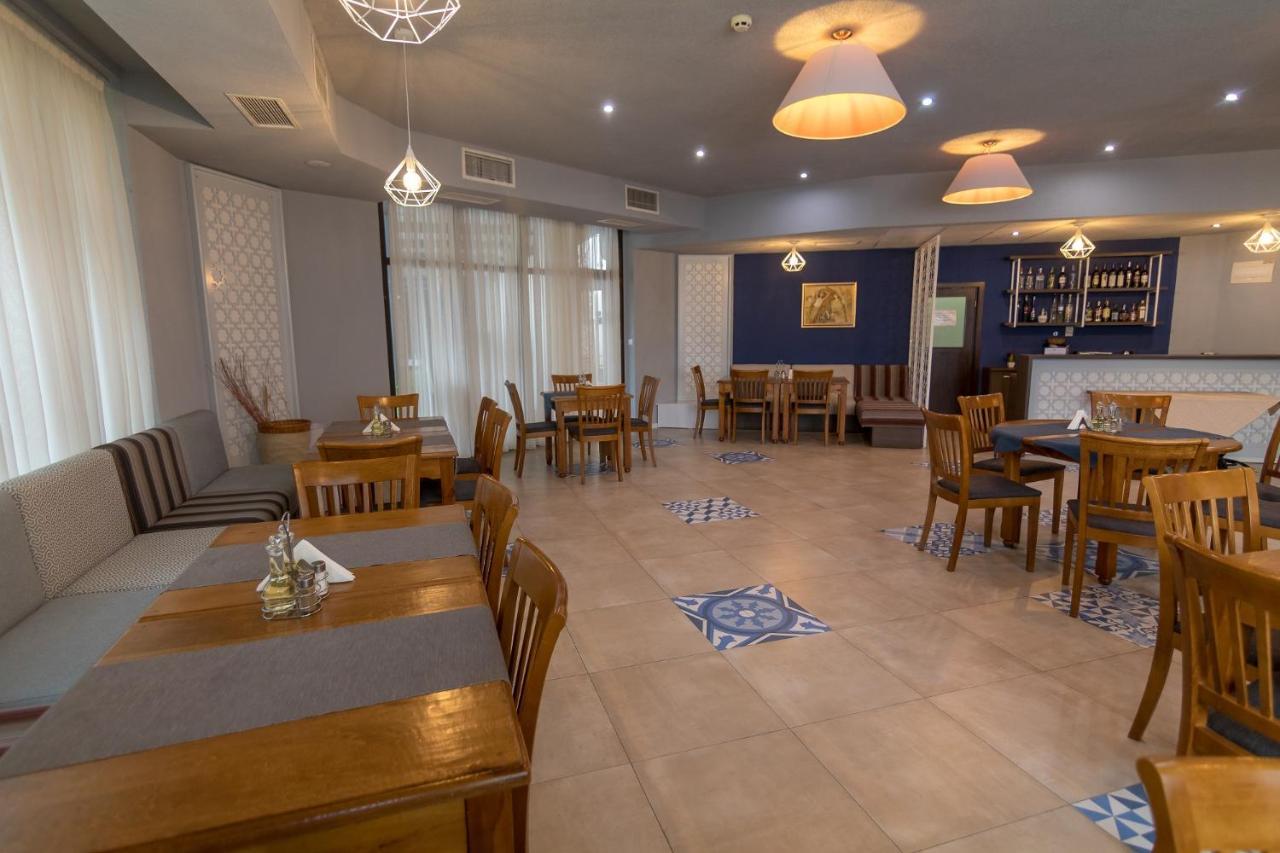 Hotel Kardjali Kardzsali Kültér fotó